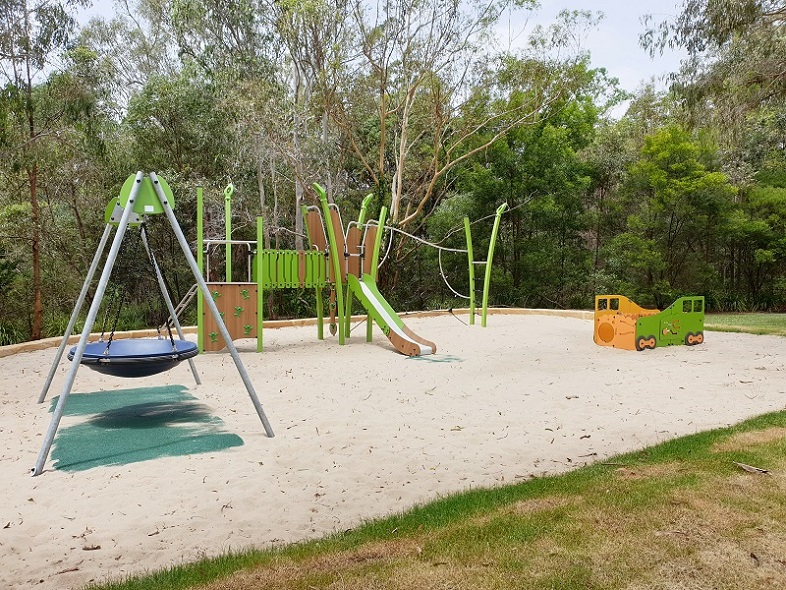 Sunnybay Drive Park Playground